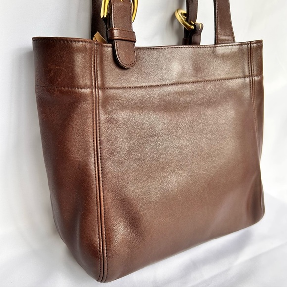 Vintage Coach 4157
Leather Waverly SoHo Buckle
Shoulder Bag Brown 1996 - Picture 4 of 16